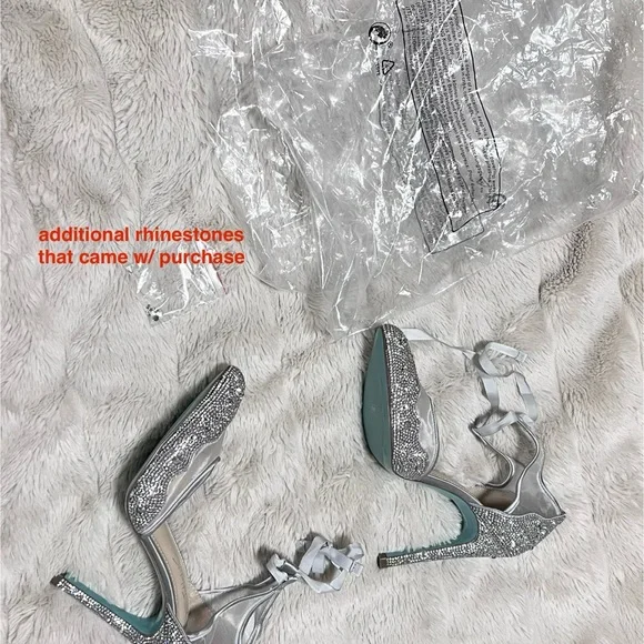 W7.5 Betsey Johnson Rhinestone Stilettos - Picture 8 of 14